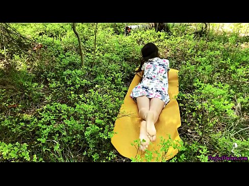 ❤️ Stranger auf Tinder masturbiert meine Muschi und fickt leidenschaftlich im Wald ❤ Porno fb bei uns ❤